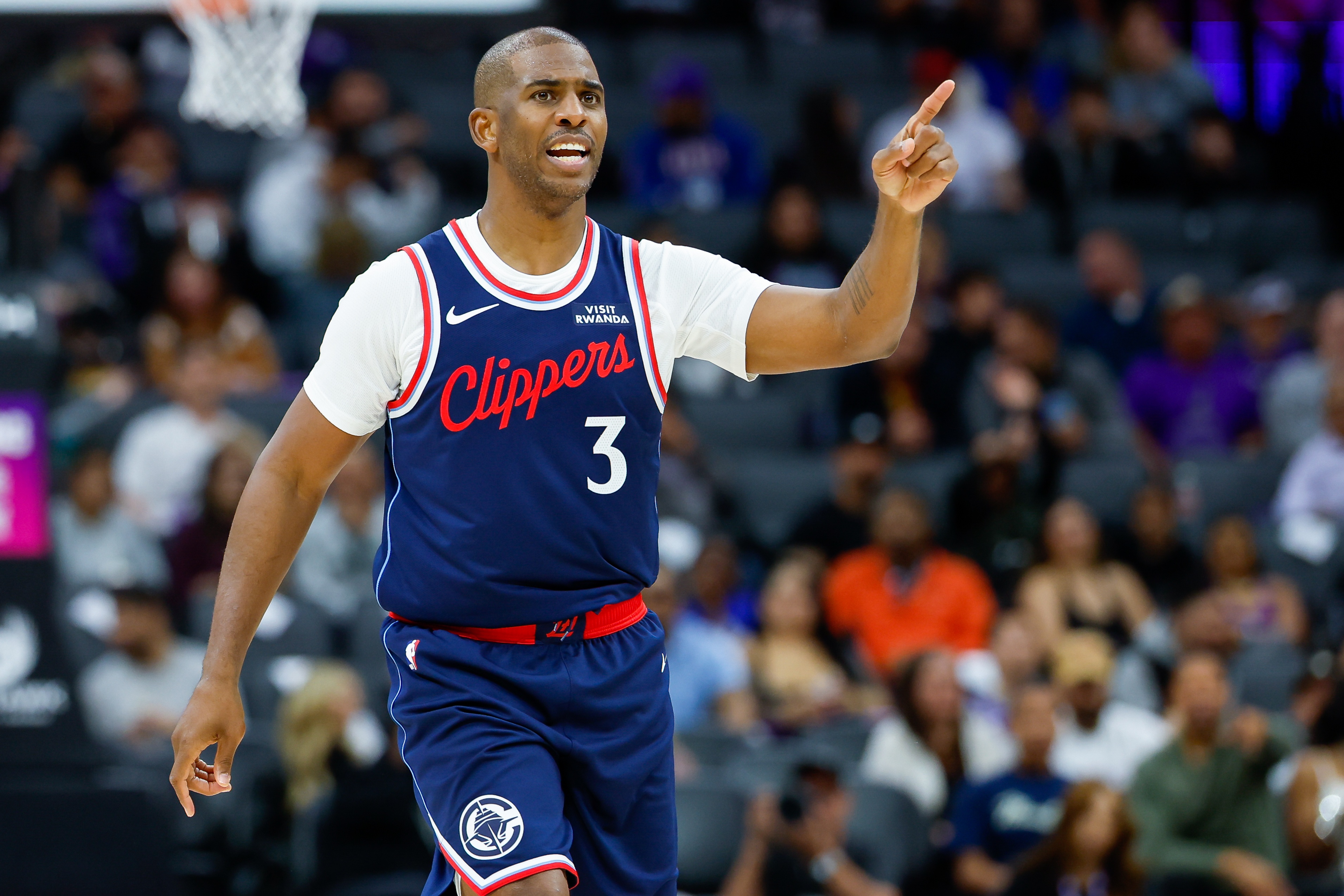 名记谈快船3号球衣：CP3就是保罗的标志 更不该把这个号码给比尔
