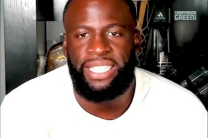 追梦致敬Ernie Johnson:他在演播室是最强控卫 这不是在冒犯库里 追梦致敬Ernie Johnson:他在演播室是最强控卫 这不是在冒犯库里